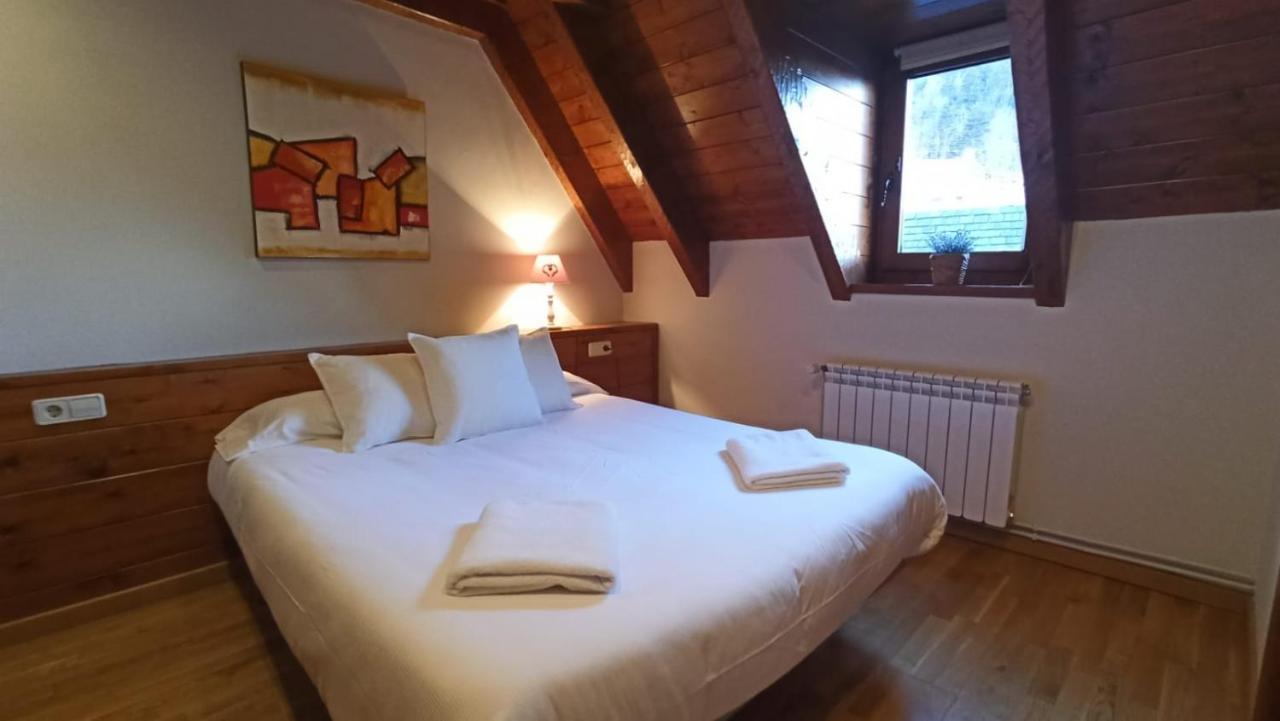 Tredos, Casa Adosada. Baqueira Eksteriør bilde